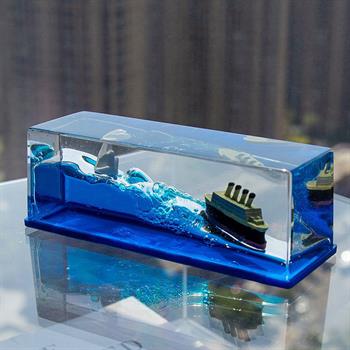  کشتی معلق مدل تایتانیک 